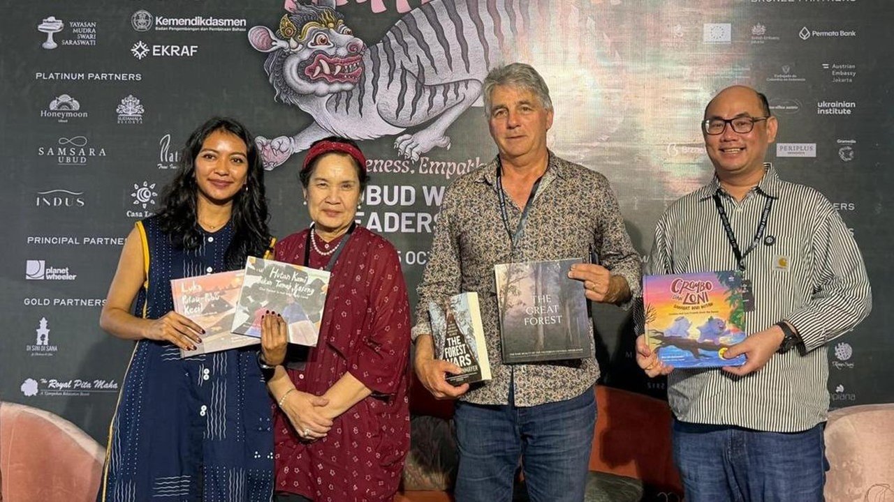 Rio Christiawan Gunakan Sastra untuk Advokasi Keberlanjutan di UWRF 2026