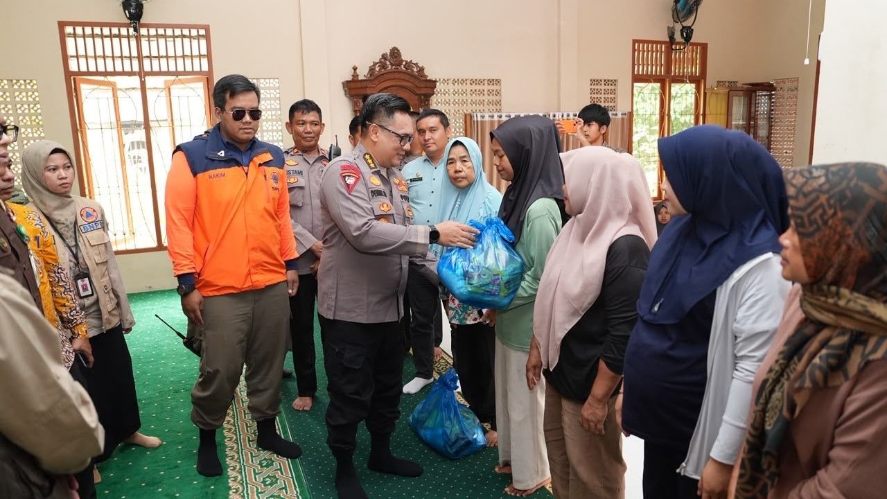 Satgas PRR Salurkan Bantuan Rp 60 Juta untuk Korban Banjir Susulan di Padang