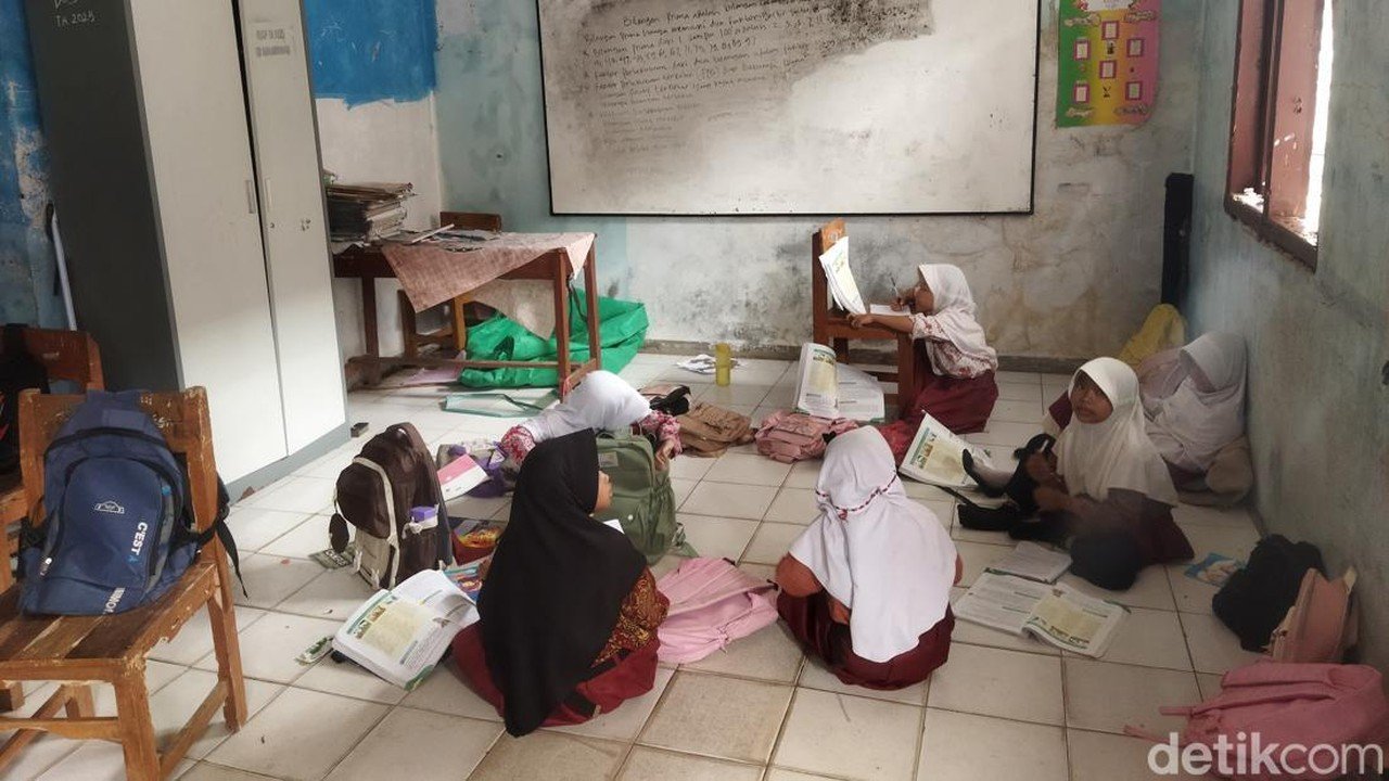 SDN Banjarwangi Kekurangan Tiga Ruang Kelas, Pemkab Pandeglang Cari Solusi