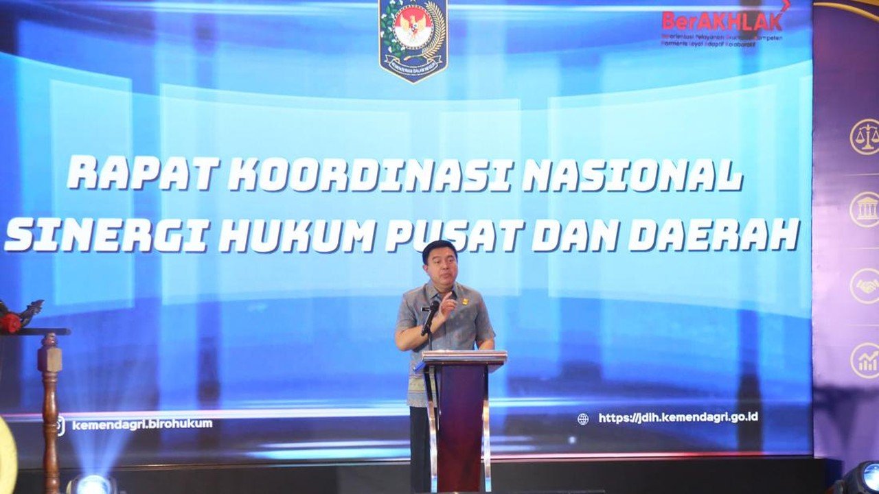 Sekjen Kemendagri Ingatkan Pemda: Regulasi Harus Permudah Warga, Bukan Memberatkan
