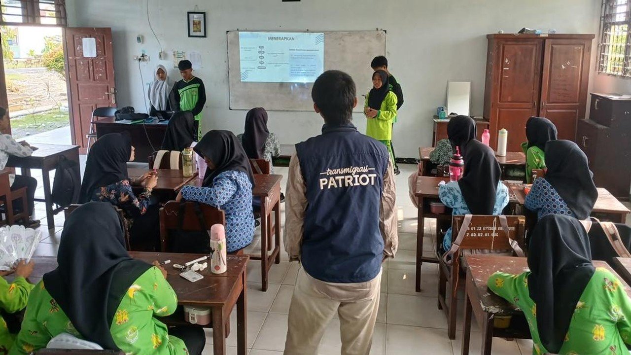 Siswa Prafi Dibekali Keterampilan Konselor Sebaya untuk Dukung Kesehatan Mental Remaja