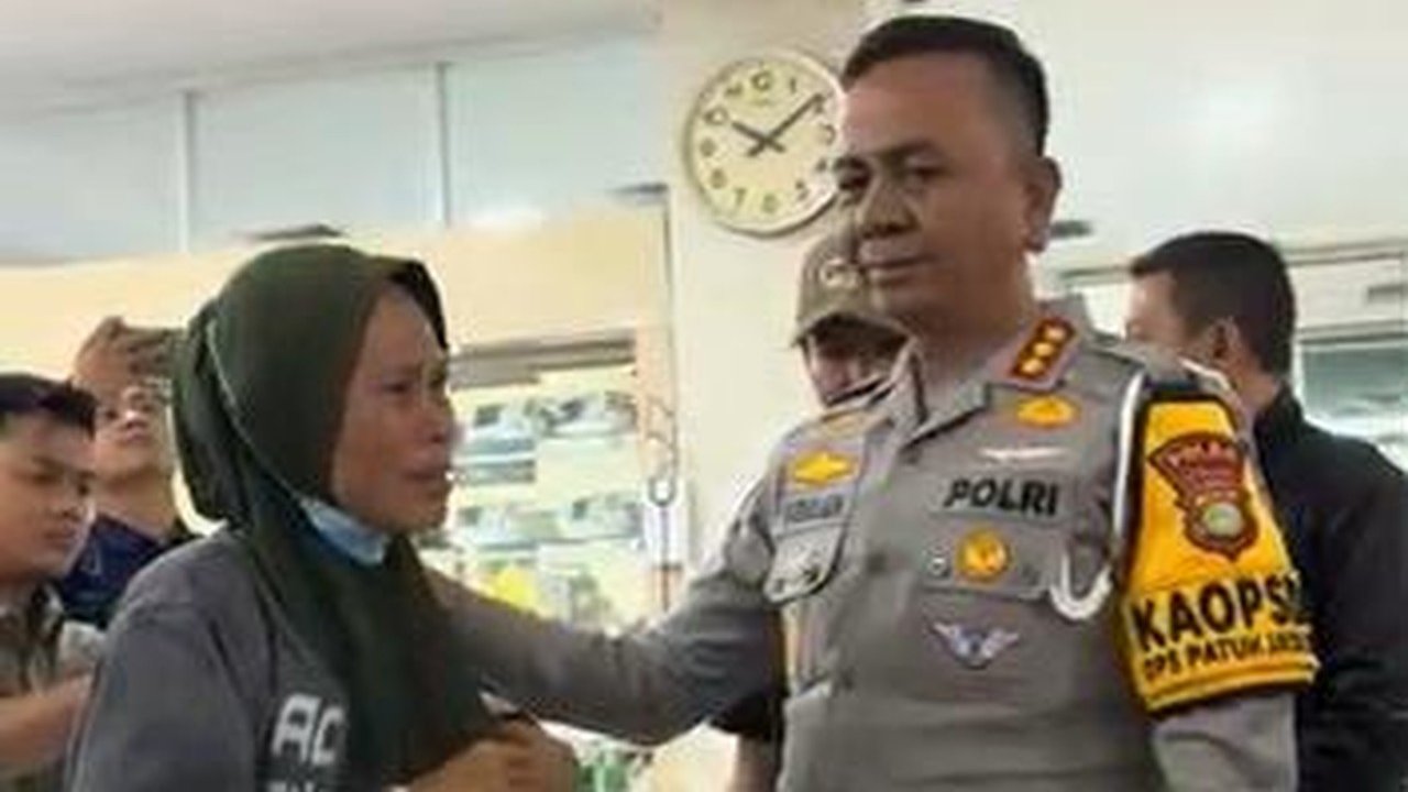Sopir Mobil Listrik BYD Jadi Tersangka, Dirlantas PMJ Jenguk Korban Ojol