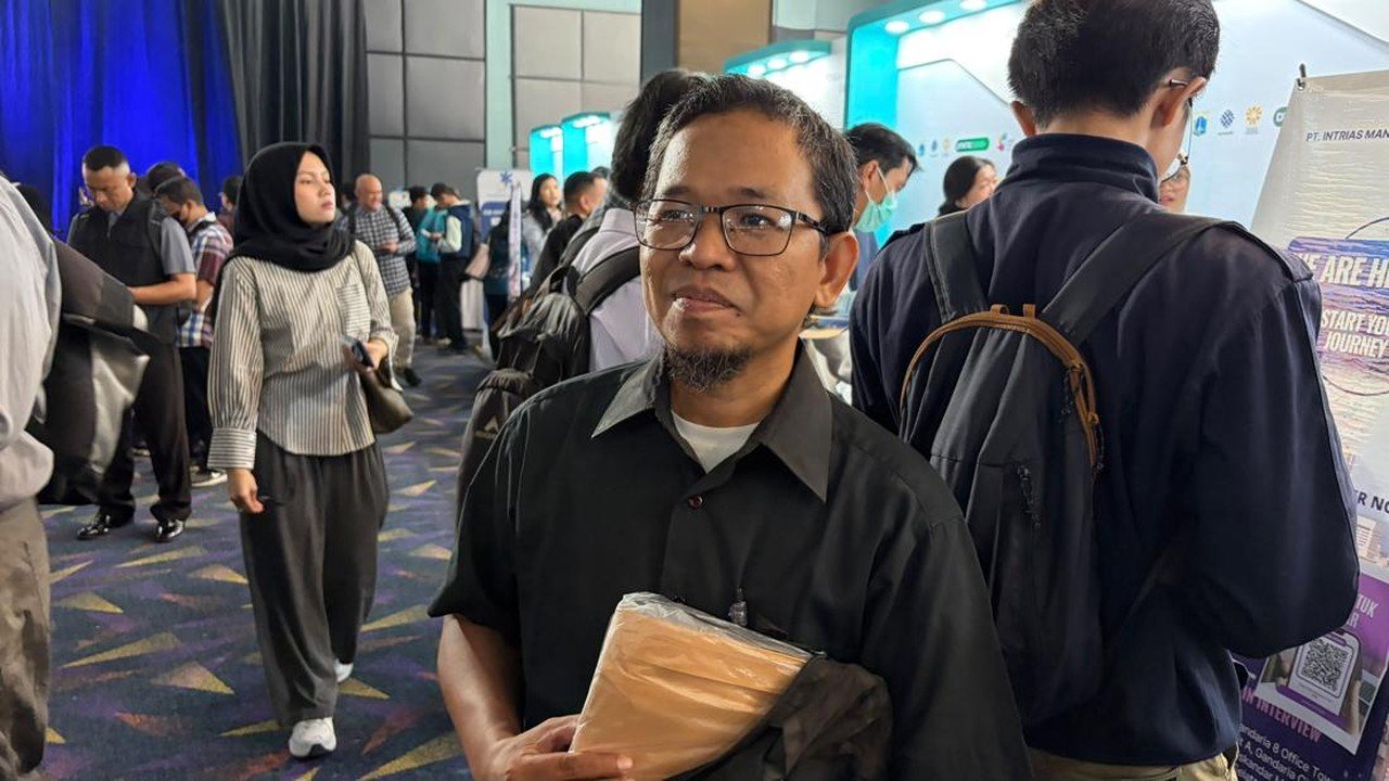 Syarif Cari Peluang Kerja di Jakarta Pasca-PHK, Khawatir Batasan Usia