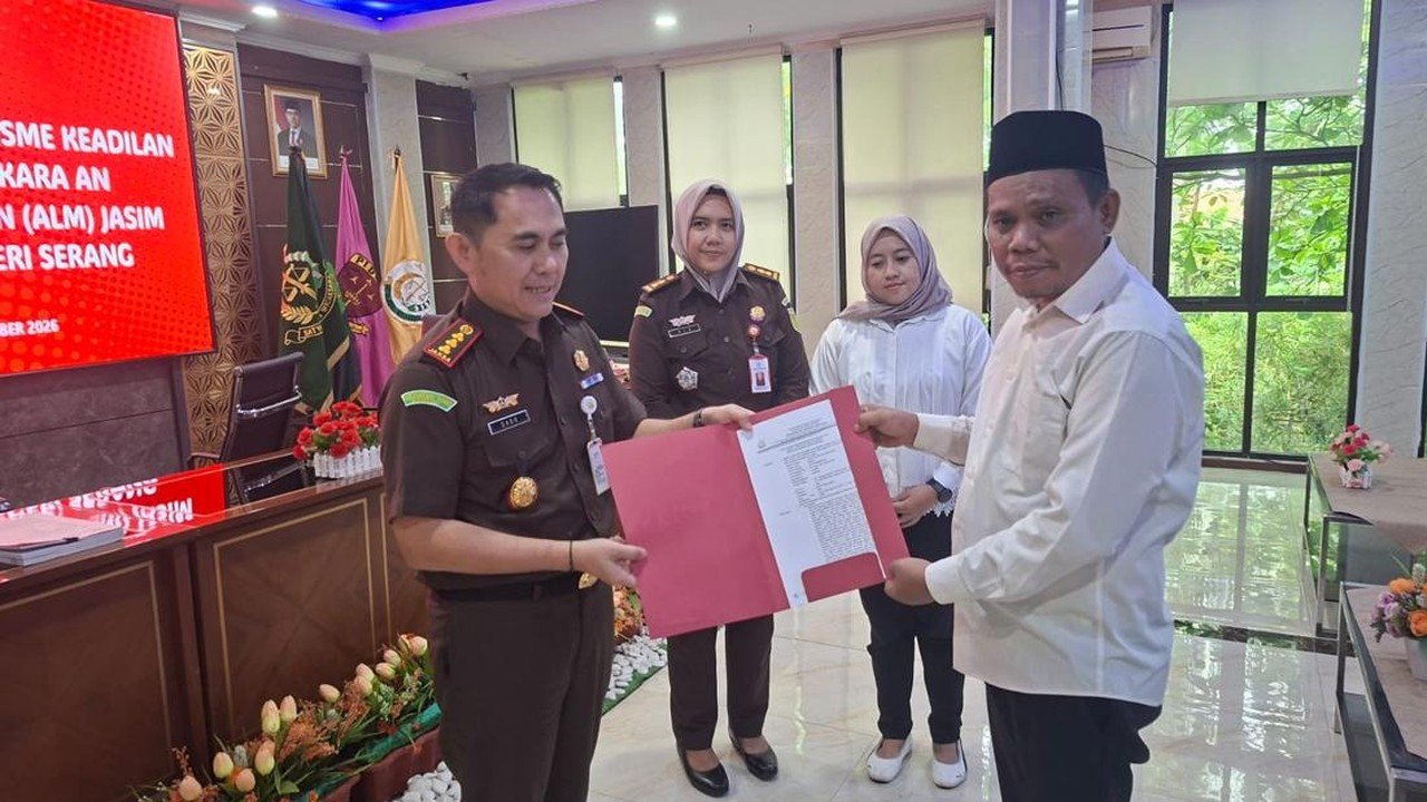 Tersangka Penganiayaan di Serang Jalani Keadilan Restoratif: Bersih-bersih Masjid hingga Pelatihan Barista