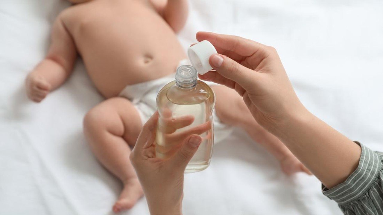 Terungkapnya Kasus Inses di Sumsel: Bayi Ditemukan di Musala, Ayah dan Anak Ditangkap
