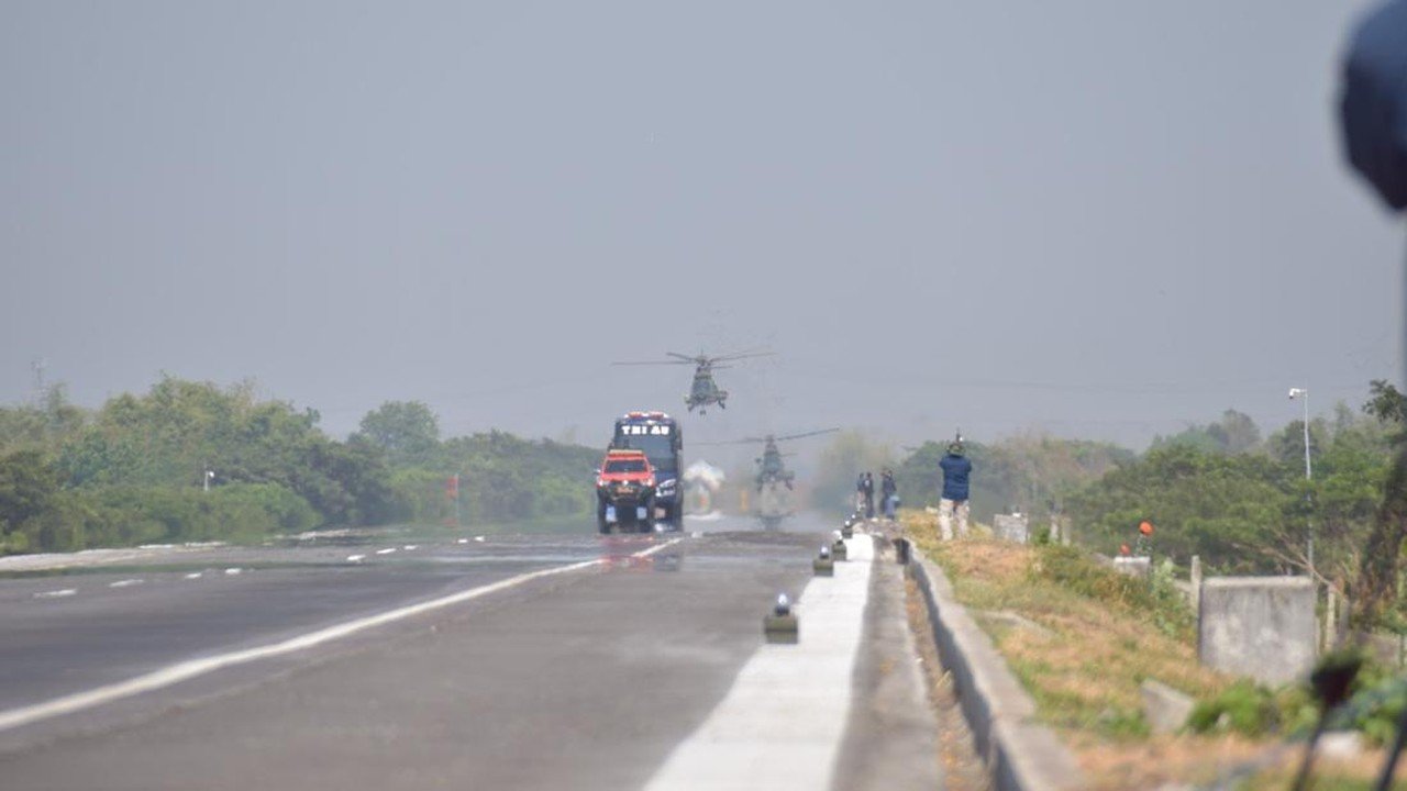 Tol Pasuruan-Probolinggo Jadi Landasan Darurat Pesawat Tempur TNI AU