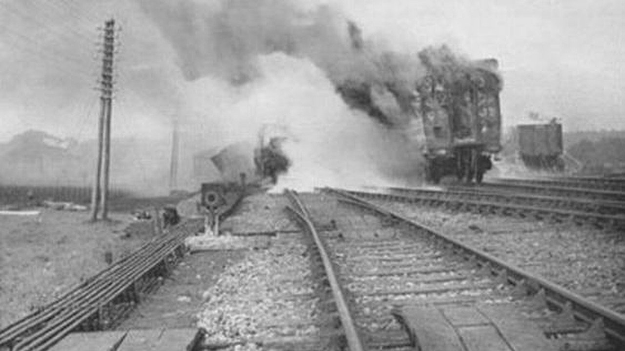 Tragedi Kereta Quintinshill 1915: Kelalaian Juru Sinyal Renggut 230 Nyawa
