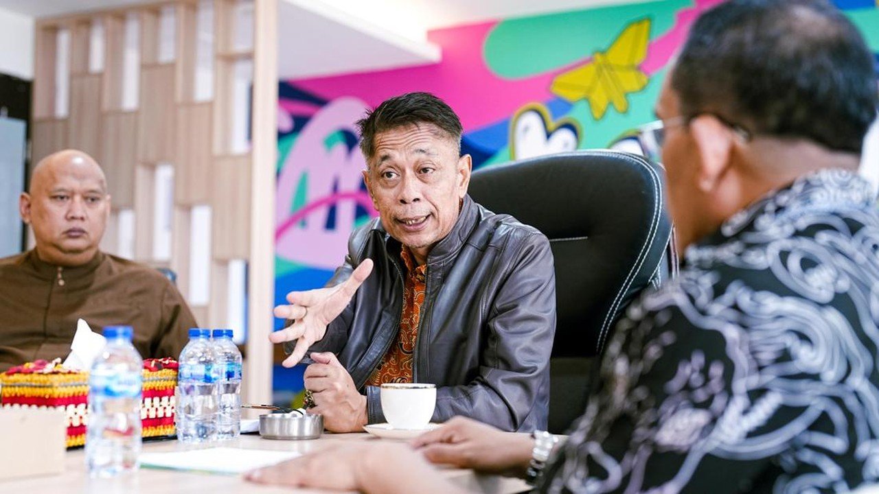 Wamensos Agus Jabo Kawal Pembangunan Sekolah Rakyat di Hulu Sungai Utara