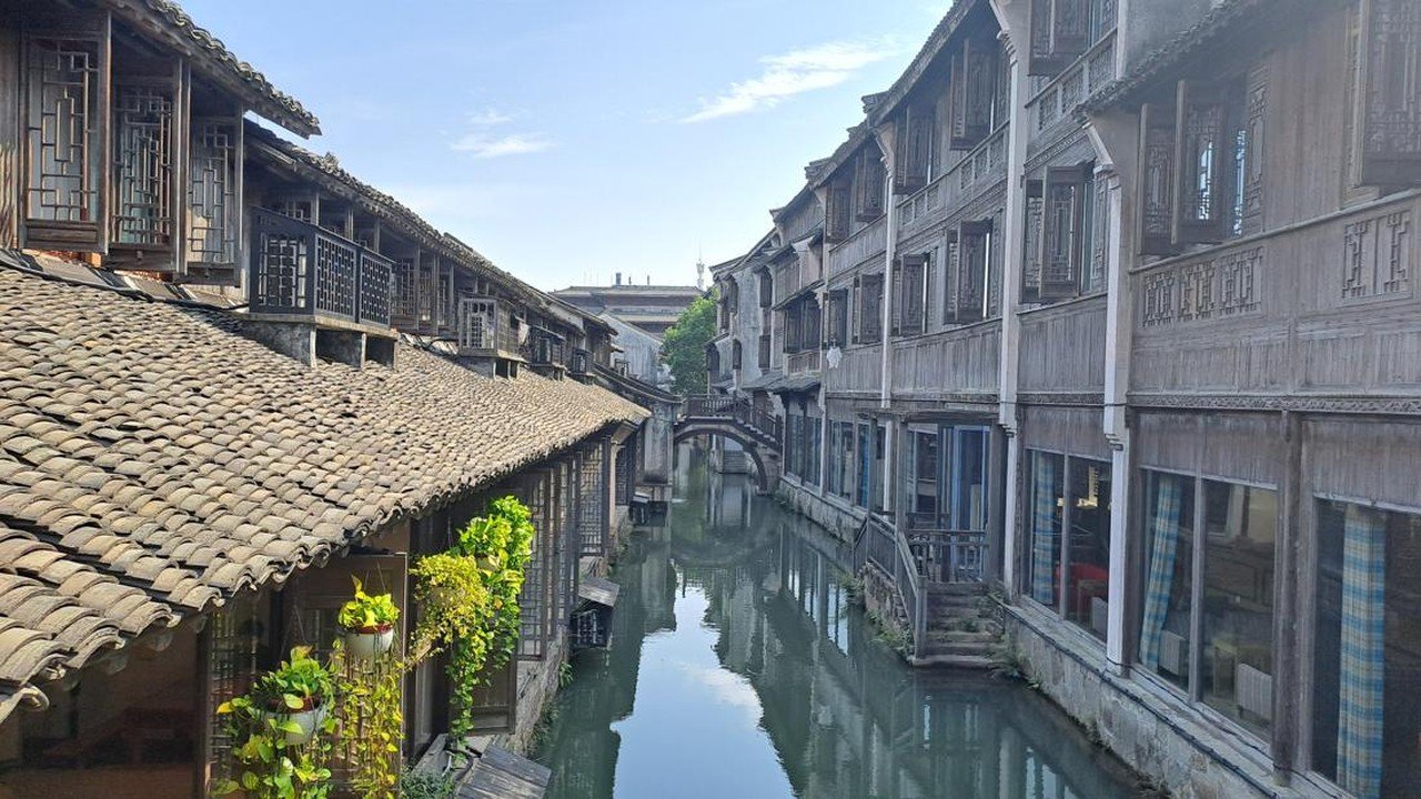 Wuzhen: Menjelajahi Pesona Kota Air Kuno 1.300 Tahun di Zhejiang